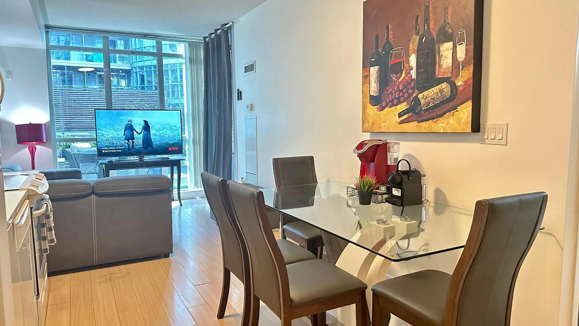 1Bdrm Plus Den With 2 Real Beds Plus Sofabed & Terrace & Parking Toronto